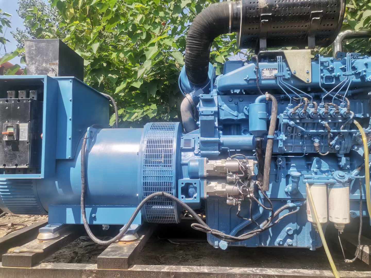 西乡塘详细说明降低 800kW 柴油发电机输出电流波动的方法