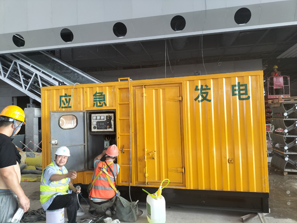 西乡塘怎样判断空气滤清器是否需要更换？